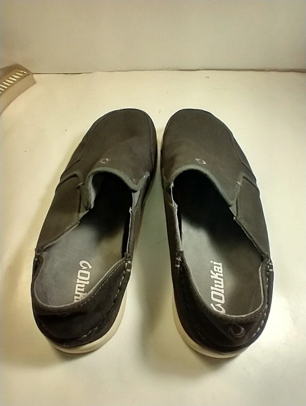 Olukai Nohea Canvas Casual Slip On Shoes Men's sz 8.